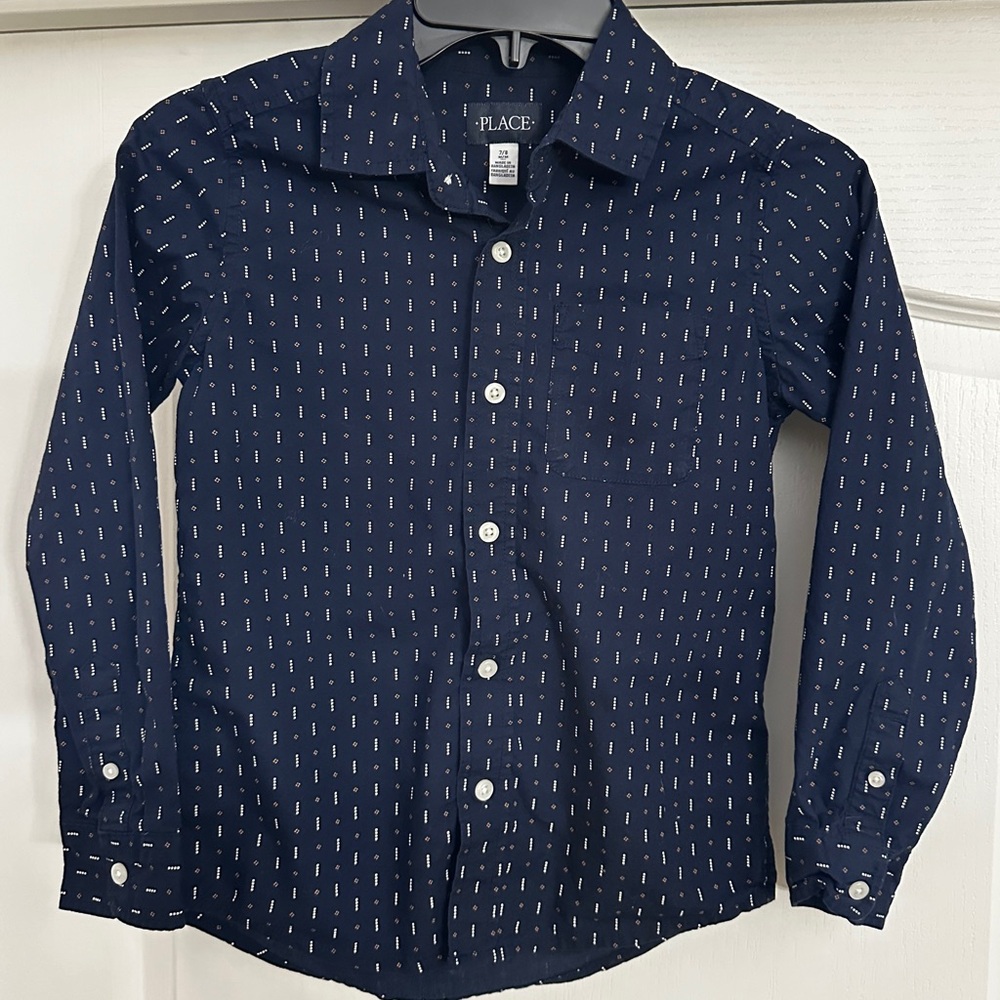Boys Long sleeve button up size 7/8